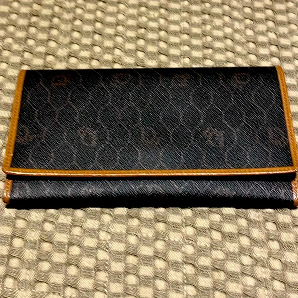 Christian Dior long wallet. Vintage. 7” x 4”